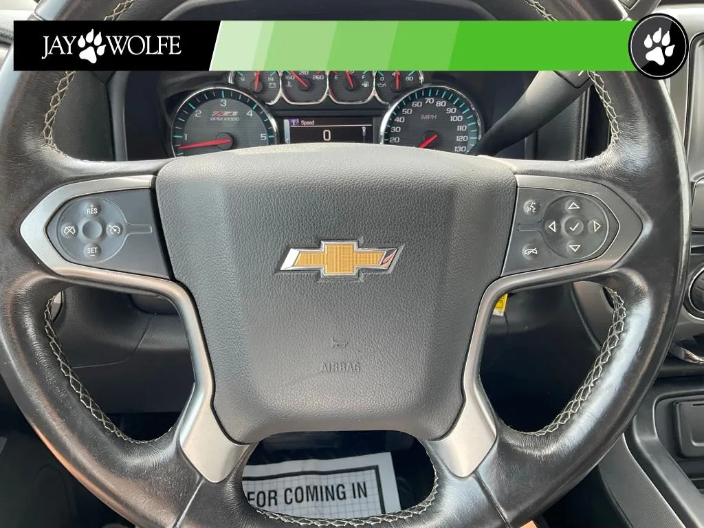 Chevrolet Silverado photo 11