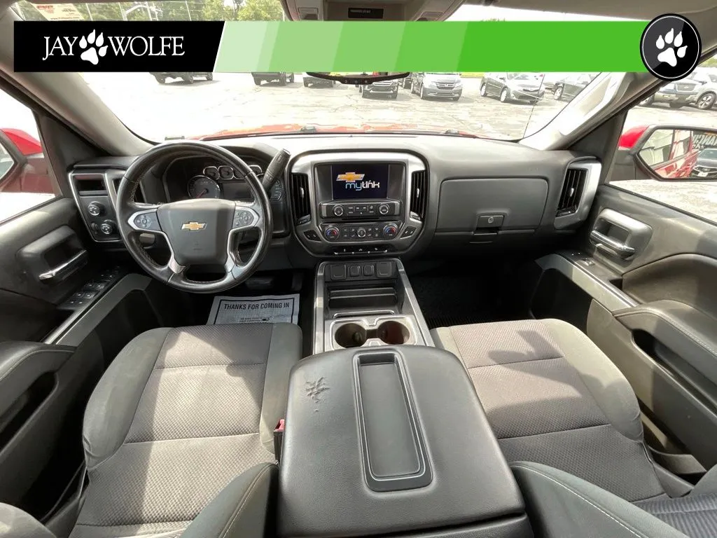 Chevrolet Silverado photo 8
