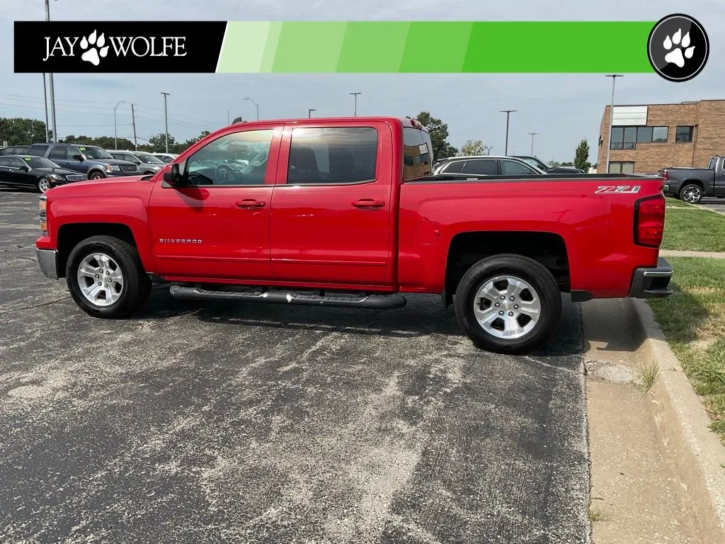 Chevrolet Silverado photo 4