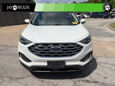 Photos of 2020 Ford Edge SEL for sale in Kansas City, MO at Jay Wolfe Auto Outlet