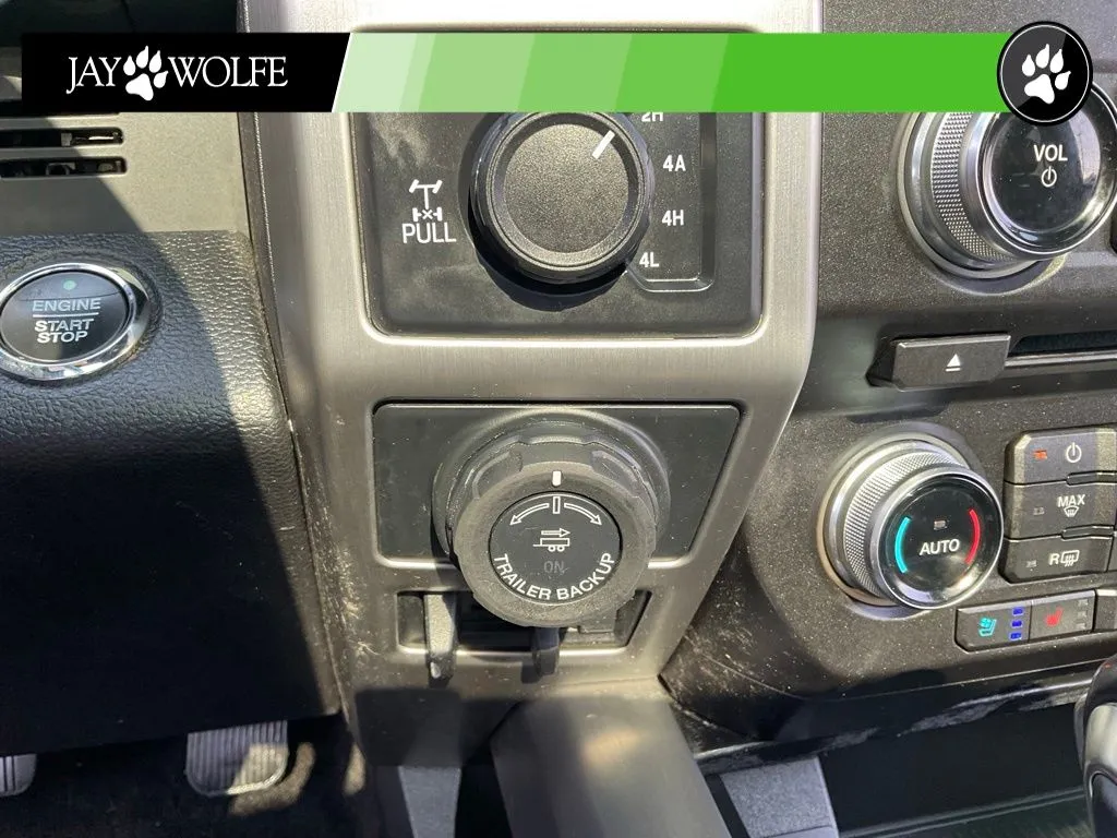Ford F-150 photo 18