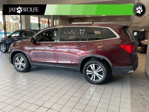 More photos of 2017 Honda Pilot EX-L at Jay Wolfe Auto Outlet, MO