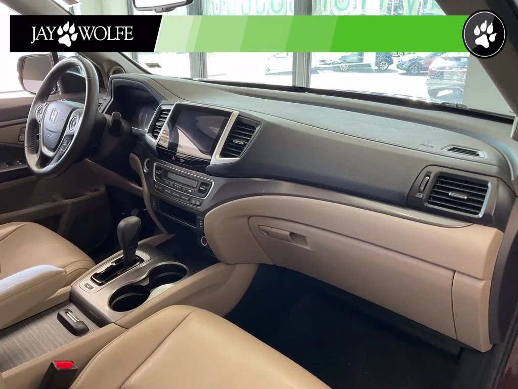 Honda Pilot photo 16