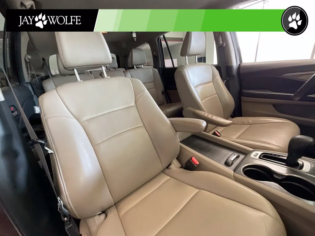 Honda Pilot photo 17