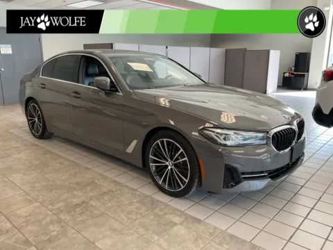 Gray 2021 BMW 5 Series 530i xDrive for sale in Kansas City, MO