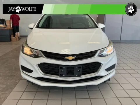 Photos of 2018 Chevrolet Cruze LT for sale in Kansas City, MO at Jay Wolfe Auto Outlet