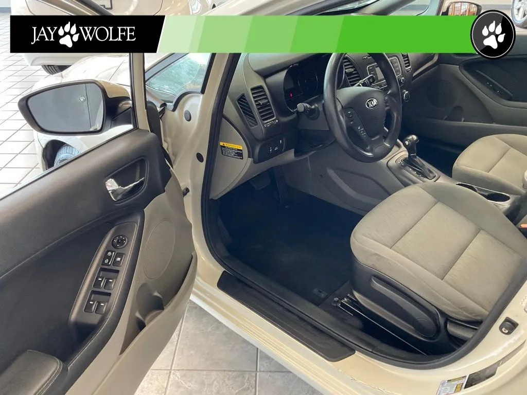 Kia Forte photo 9