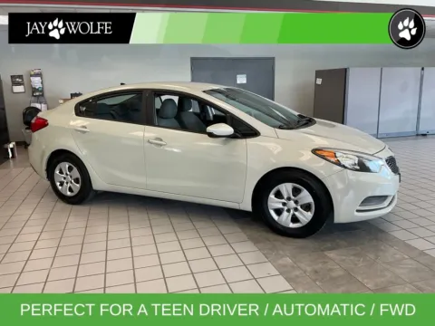 Gray 2015 Kia Forte LX for sale in Kansas City, MO