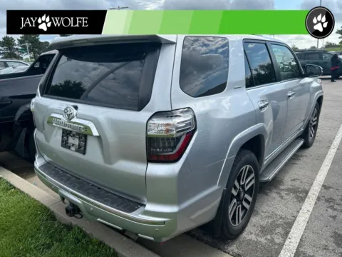 More photos of 2016 Toyota 4Runner Limited at Jay Wolfe Auto Outlet, MO