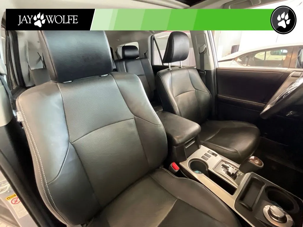 Toyota 4Runner photo 19
