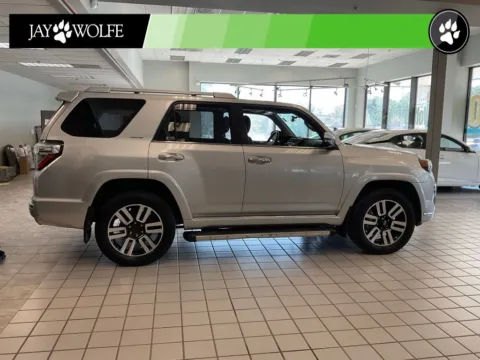 More photos of 2016 Toyota 4Runner Limited at Jay Wolfe Auto Outlet, MO