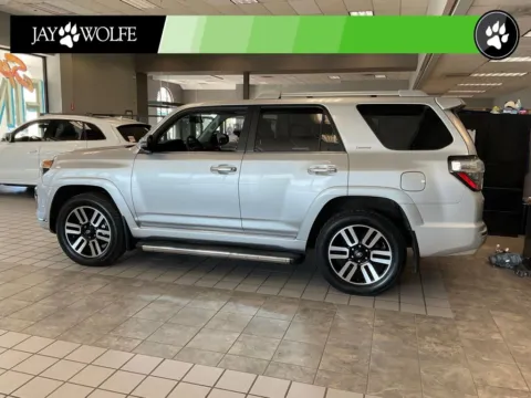 More photos of 2016 Toyota 4Runner Limited at Jay Wolfe Auto Outlet, MO