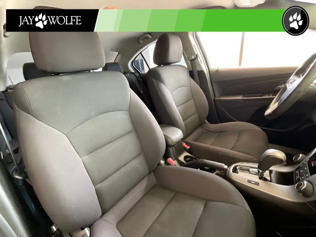 Chevrolet Cruze photo 17