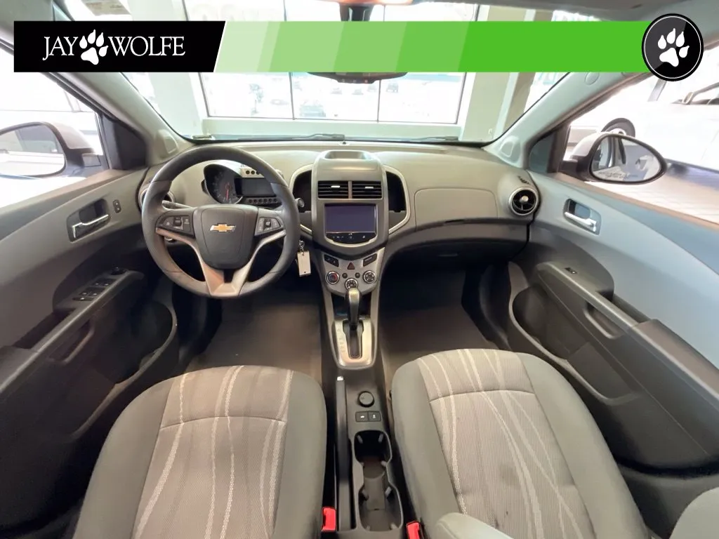 Chevrolet Sonic photo 8