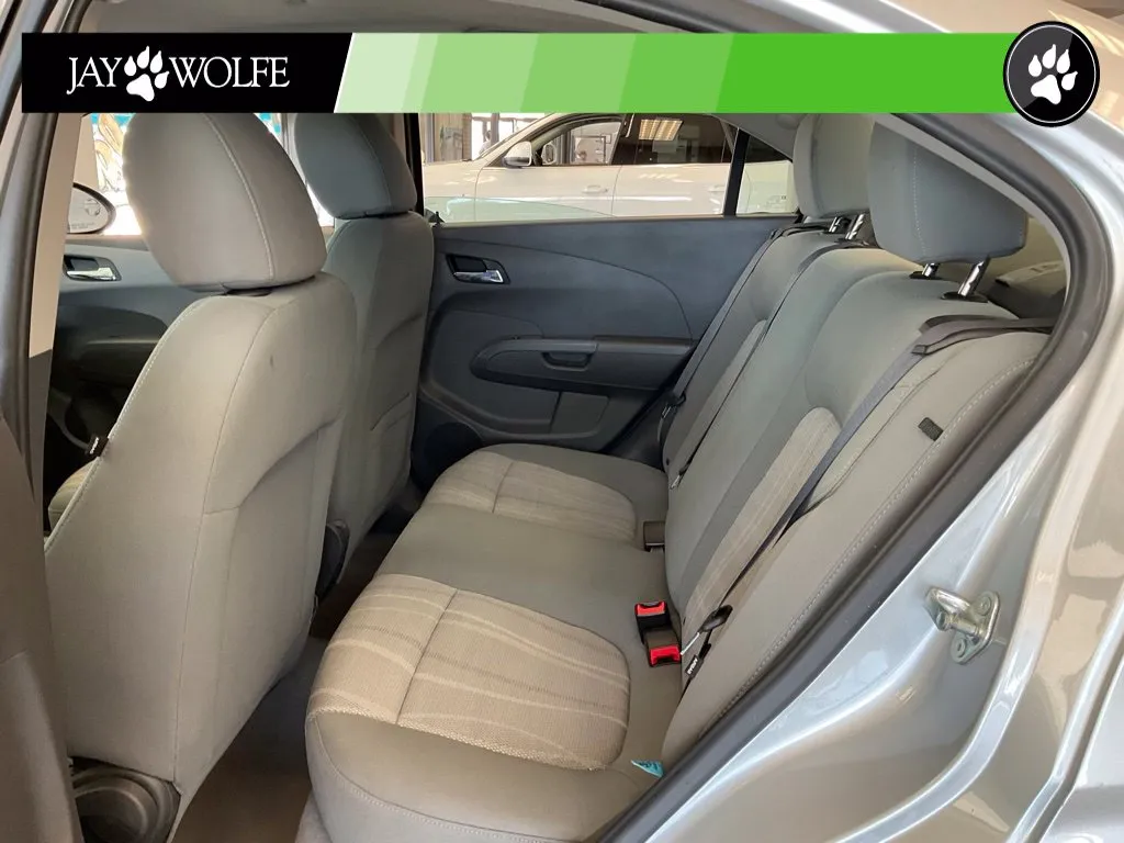 Chevrolet Sonic photo 19
