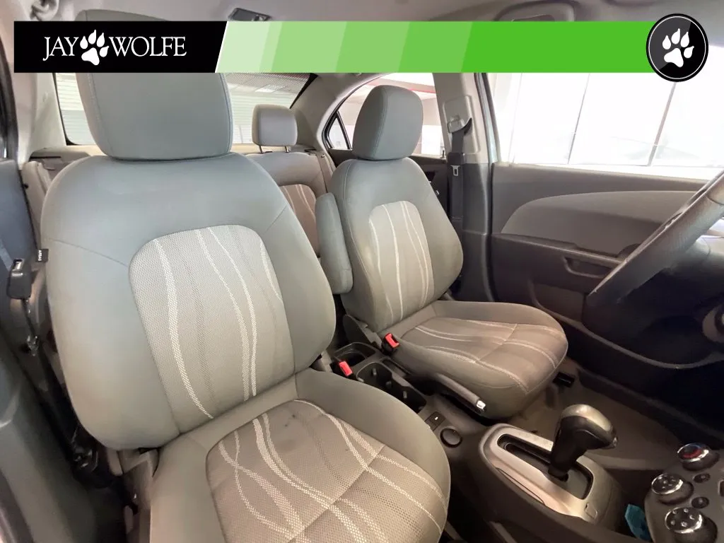 Chevrolet Sonic photo 17
