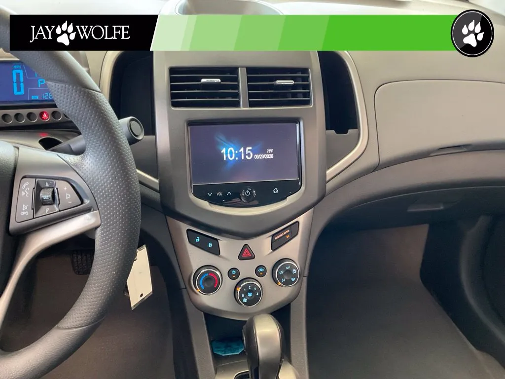 Chevrolet Sonic photo 15