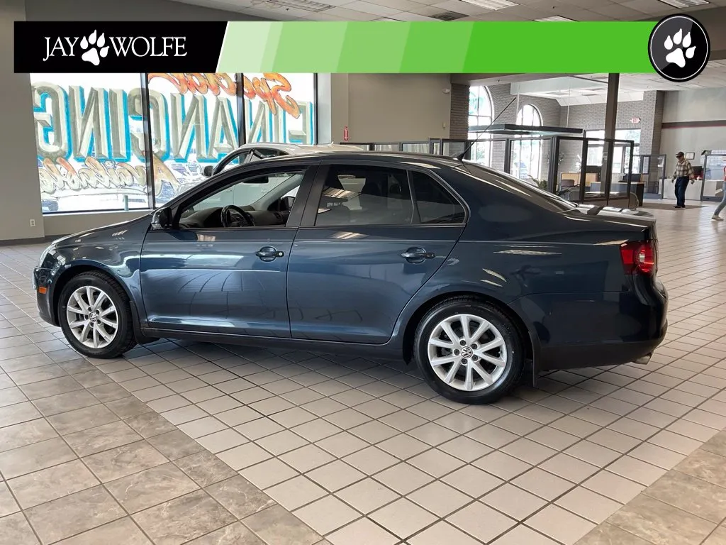 Volkswagen Jetta photo 4