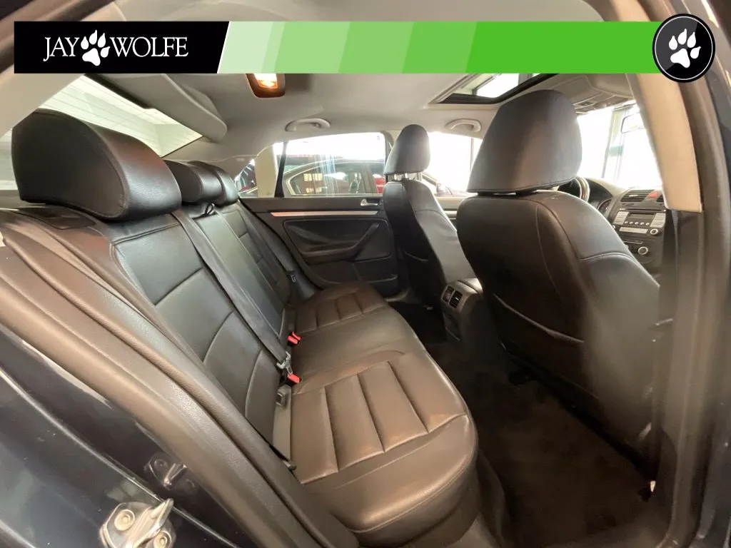 Volkswagen Jetta photo 16