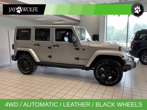 Silver 2015 Jeep Wrangler Unlimited Sahara for sale in Kansas City, MO