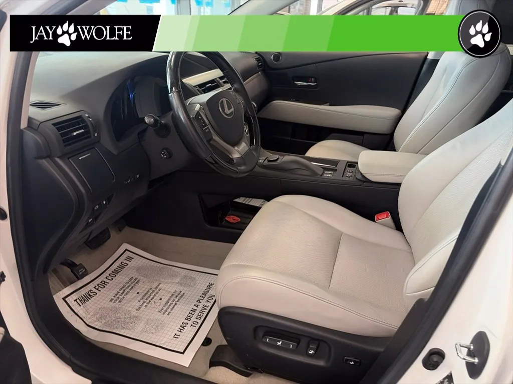 Lexus RX photo 13