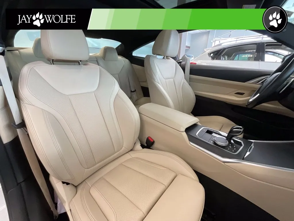 BMW 4 Series photo 19