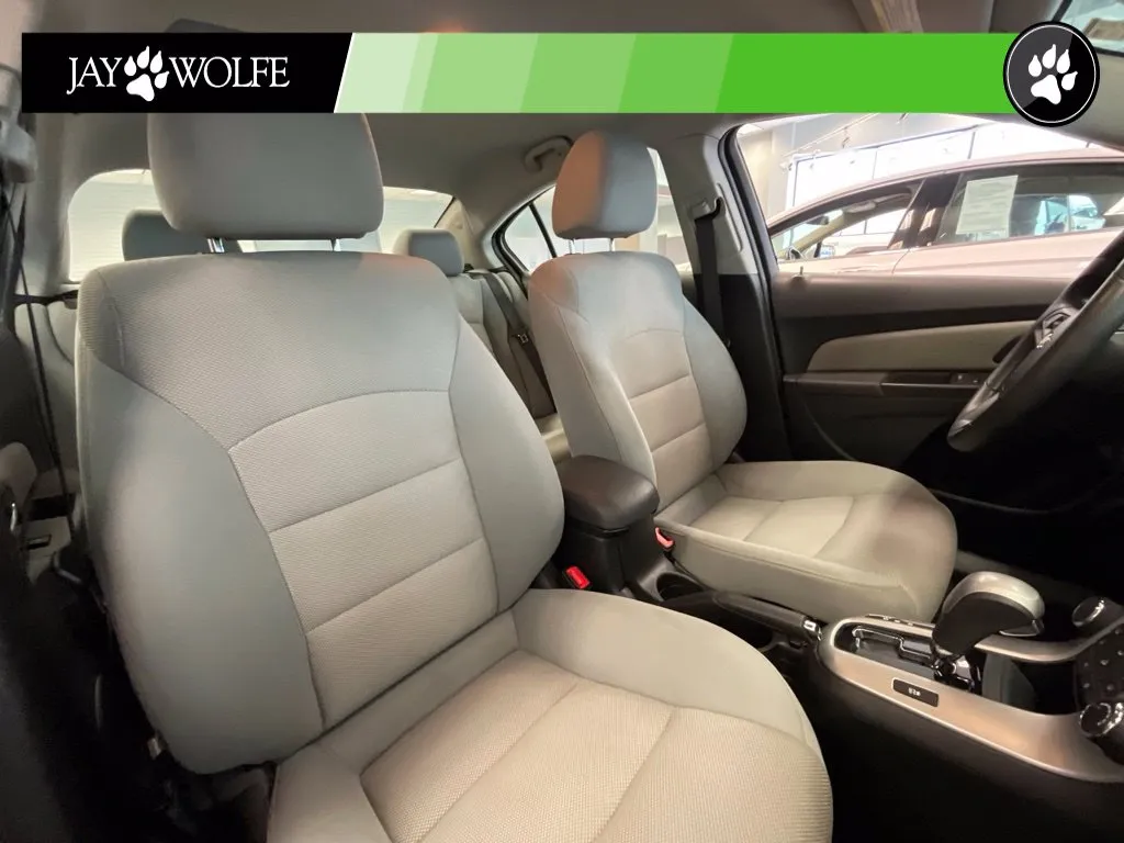 Chevrolet Cruze photo 18