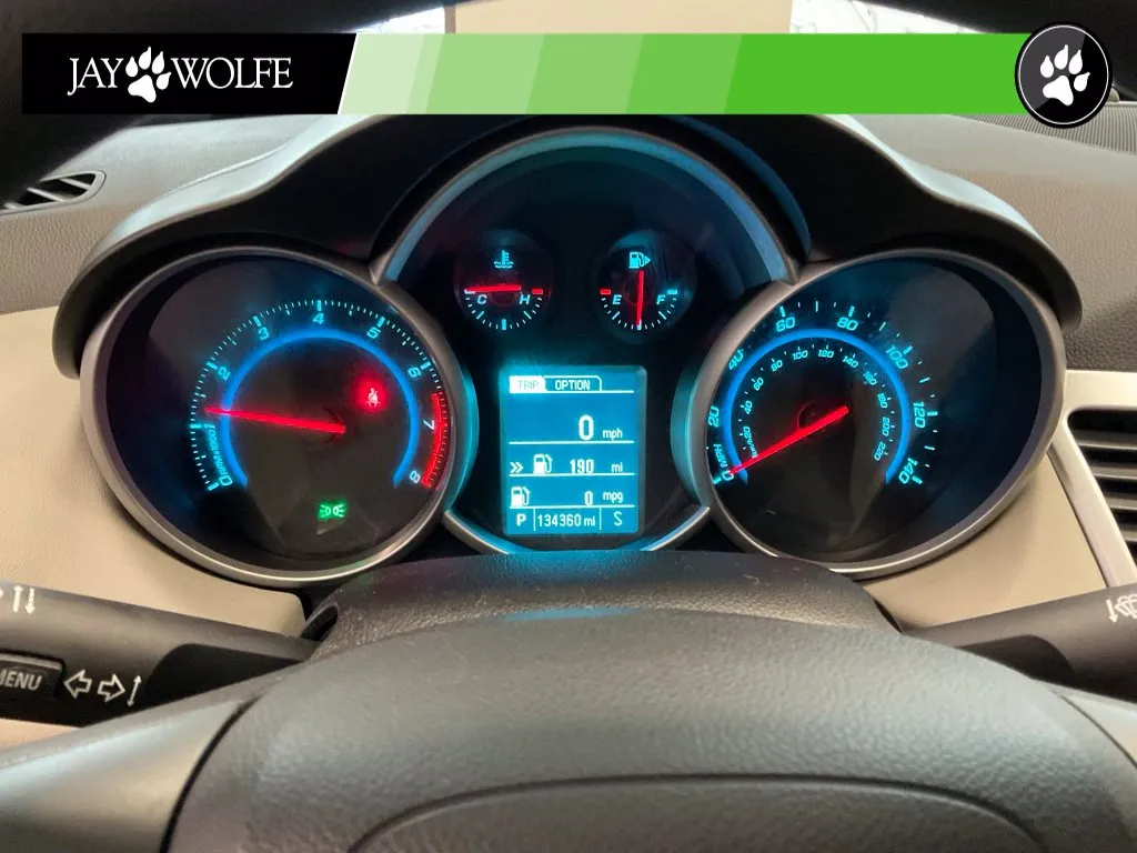 Chevrolet Cruze photo 14