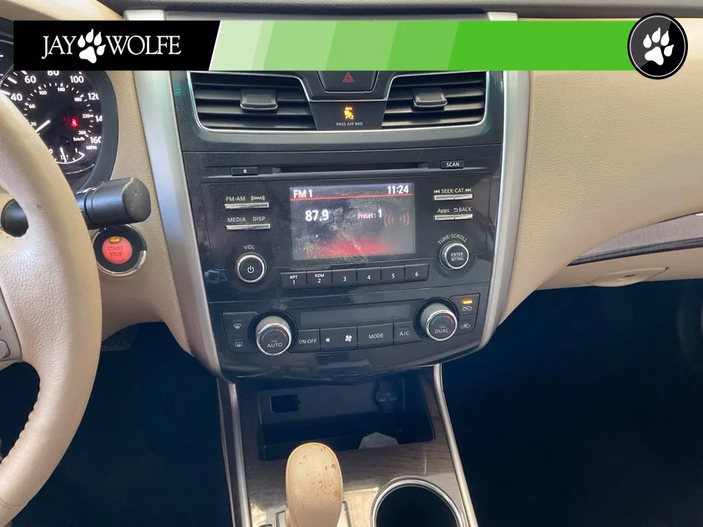 Nissan Altima photo 15