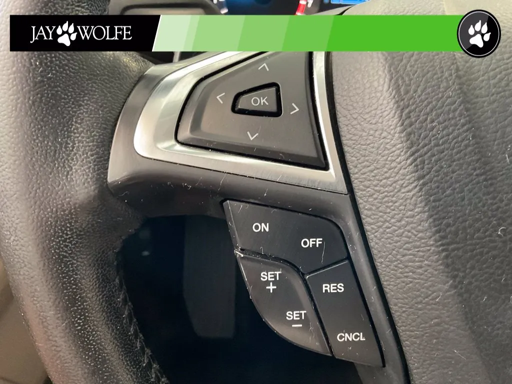Ford Fusion photo 12