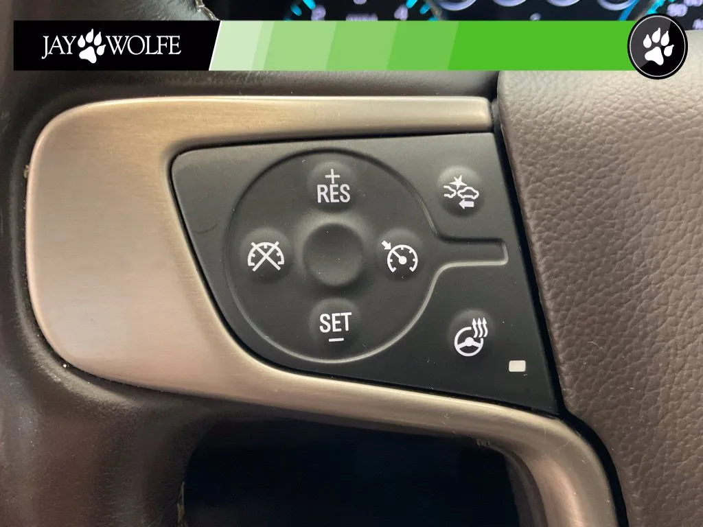GMC Yukon photo 12