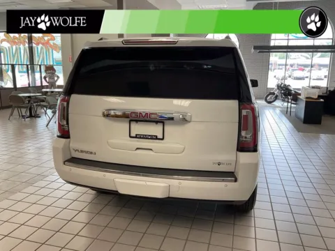 More photos of 2020 GMC Yukon Denali at Jay Wolfe Auto Outlet, MO