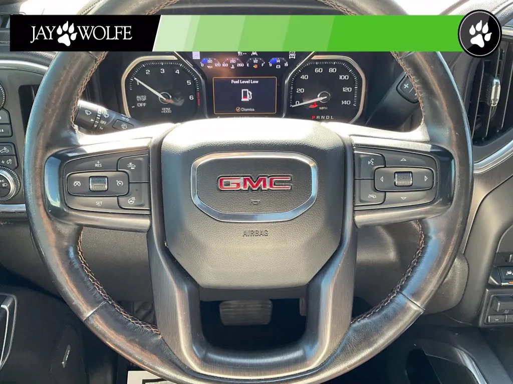 GMC Sierra photo 11