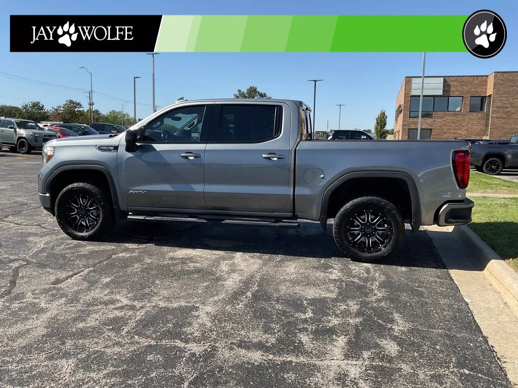GMC Sierra photo 4