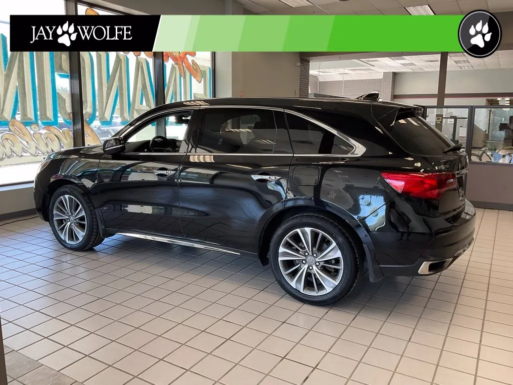 Acura MDX photo 4