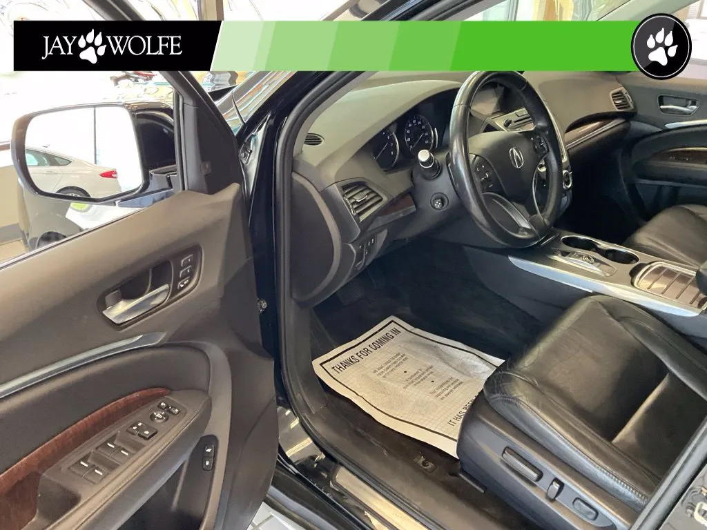 Acura MDX photo 9