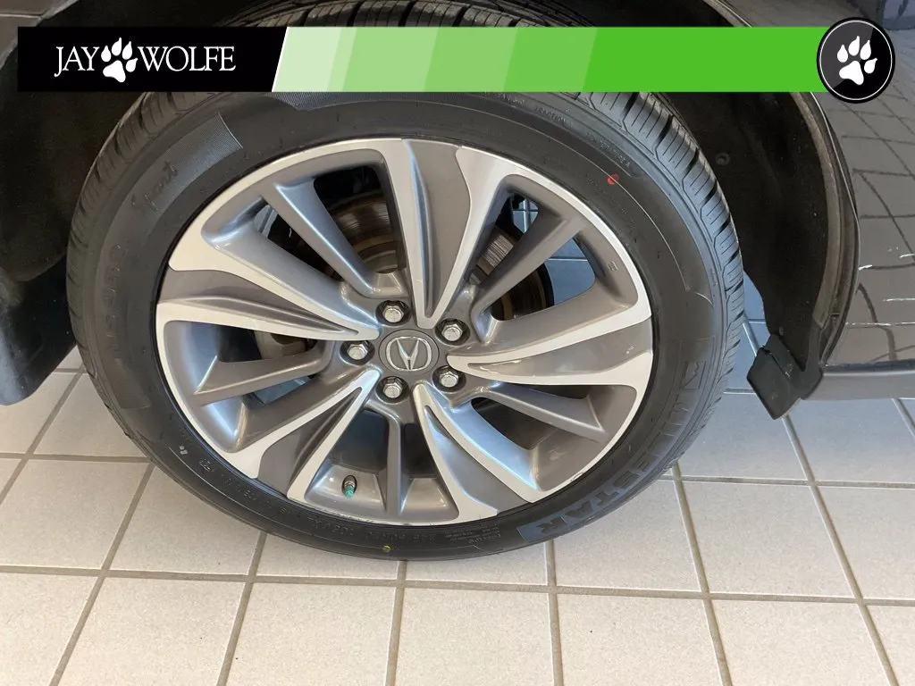 Acura MDX photo 7