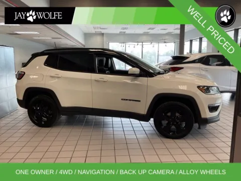 White 2019 Jeep Compass Latitude for sale in Kansas City, MO