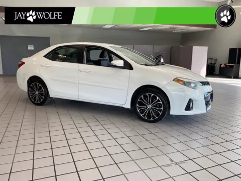 White 2015 Toyota Corolla S Plus for sale in Kansas City, MO