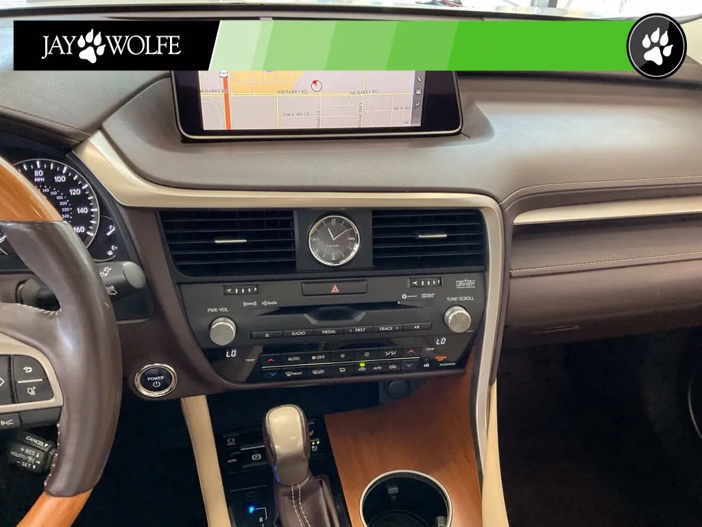 Lexus RX photo 15