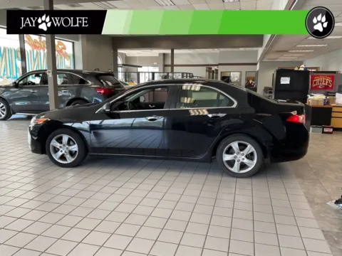 More photos of 2011 Acura TSX 2.4 at Jay Wolfe Auto Outlet, MO