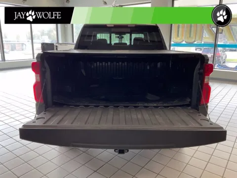 More photos of 2020 Chevrolet Silverado 1500 RST at Jay Wolfe Auto Outlet, MO