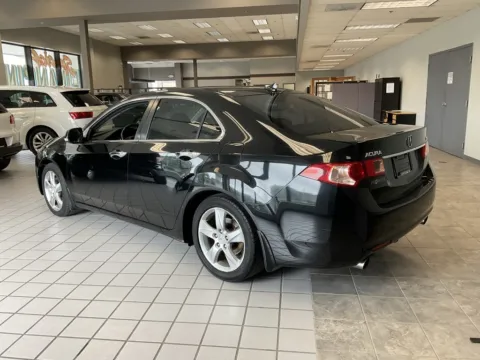 More photos of 2011 Acura TSX 2.4 at Jay Wolfe Auto Outlet, MO