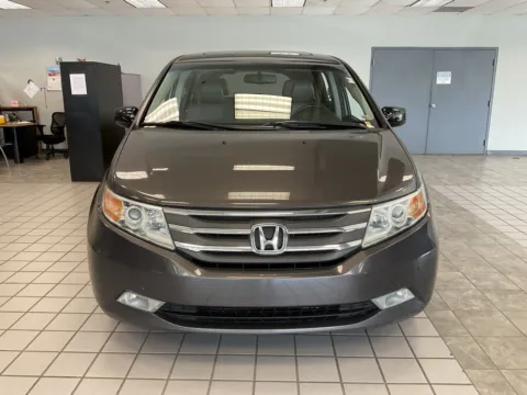 Photos of 2012 Honda Odyssey Touring for sale in Kansas City, MO at Jay Wolfe Auto Outlet