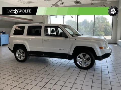 White 2012 Jeep Patriot Latitude for sale in Kansas City, MO