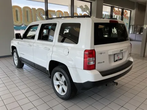 More photos of 2012 Jeep Patriot Latitude at Jay Wolfe Auto Outlet, MO