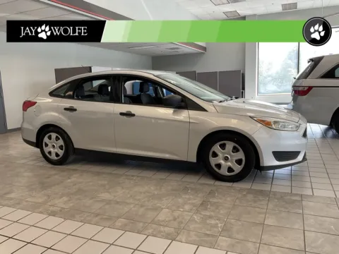 Silver 2015 Ford Focus S for sale in Kansas City, MO