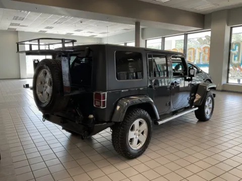 More photos of 2010 Jeep Wrangler Unlimited Sahara at Jay Wolfe Auto Outlet, MO