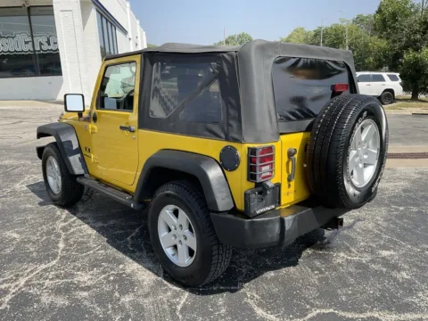 More photos of 2008 Jeep Wrangler X at Jay Wolfe Auto Outlet, MO
