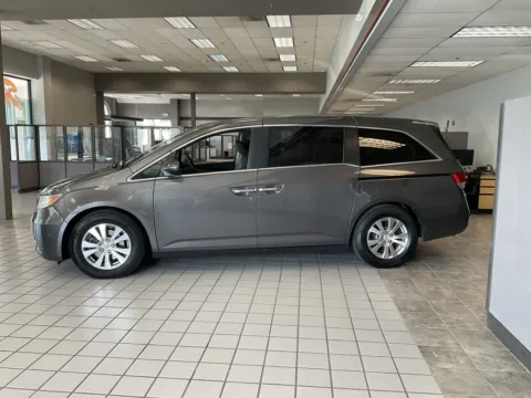 More photos of 2015 Honda Odyssey EX-L at Jay Wolfe Auto Outlet, MO